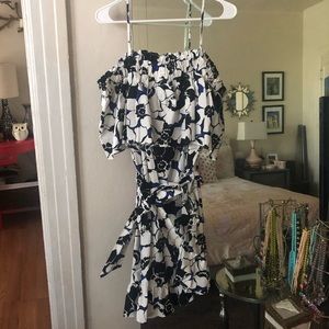 NWT Who What Wear Floral Belted Dress